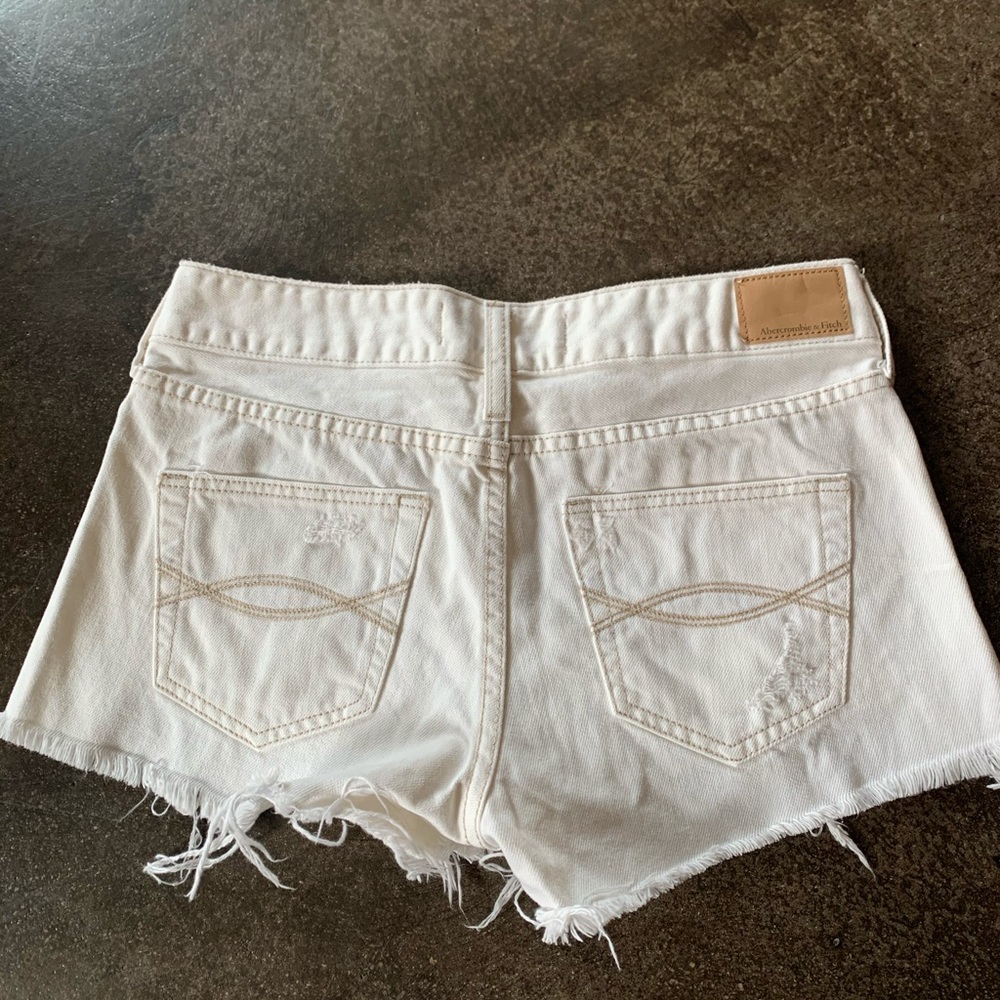 Set of 2 Abercrombie & Fitch Shorts - Picture 2 of 6